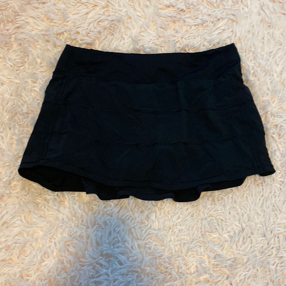 Lulumon skort